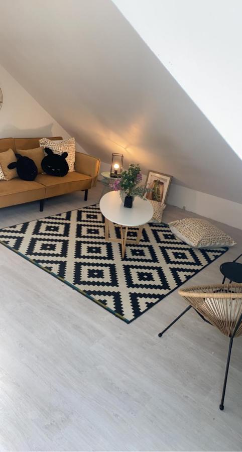 Logement Convivial, Charmant Et Spacieux Saint-Marcel  ภายนอก รูปภาพ