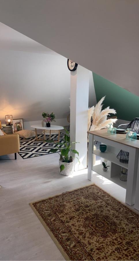 Logement Convivial, Charmant Et Spacieux Saint-Marcel  ภายนอก รูปภาพ